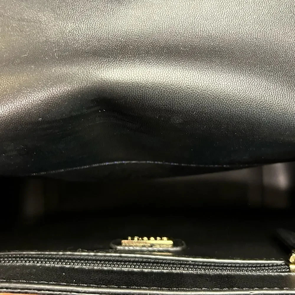 Carpisa purse  - Picture 6 of 7